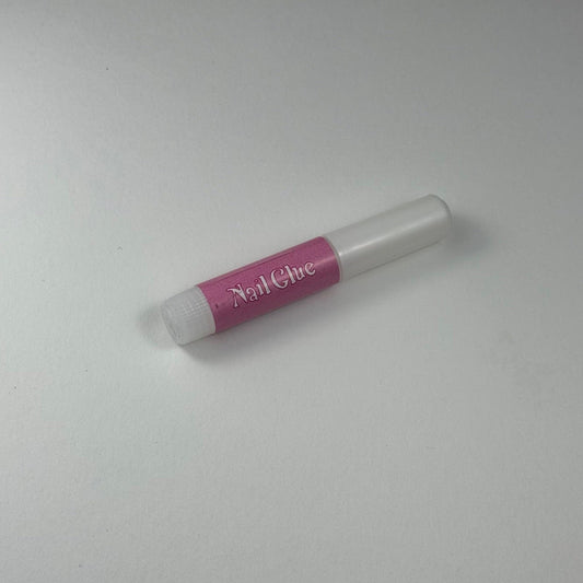 Colle à faux ongles